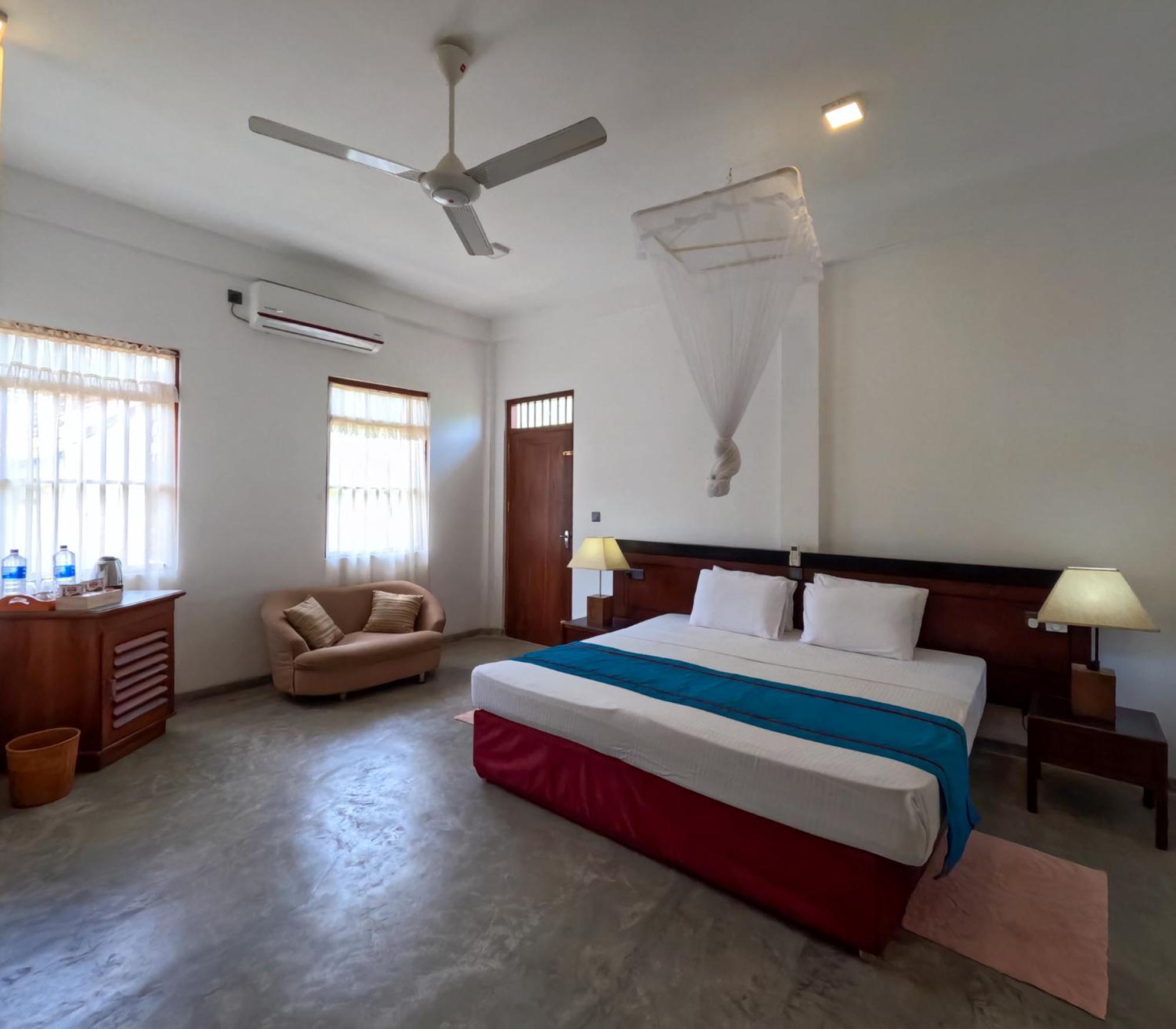 Surfbayvilla Dikwella Εξωτερικό φωτογραφία