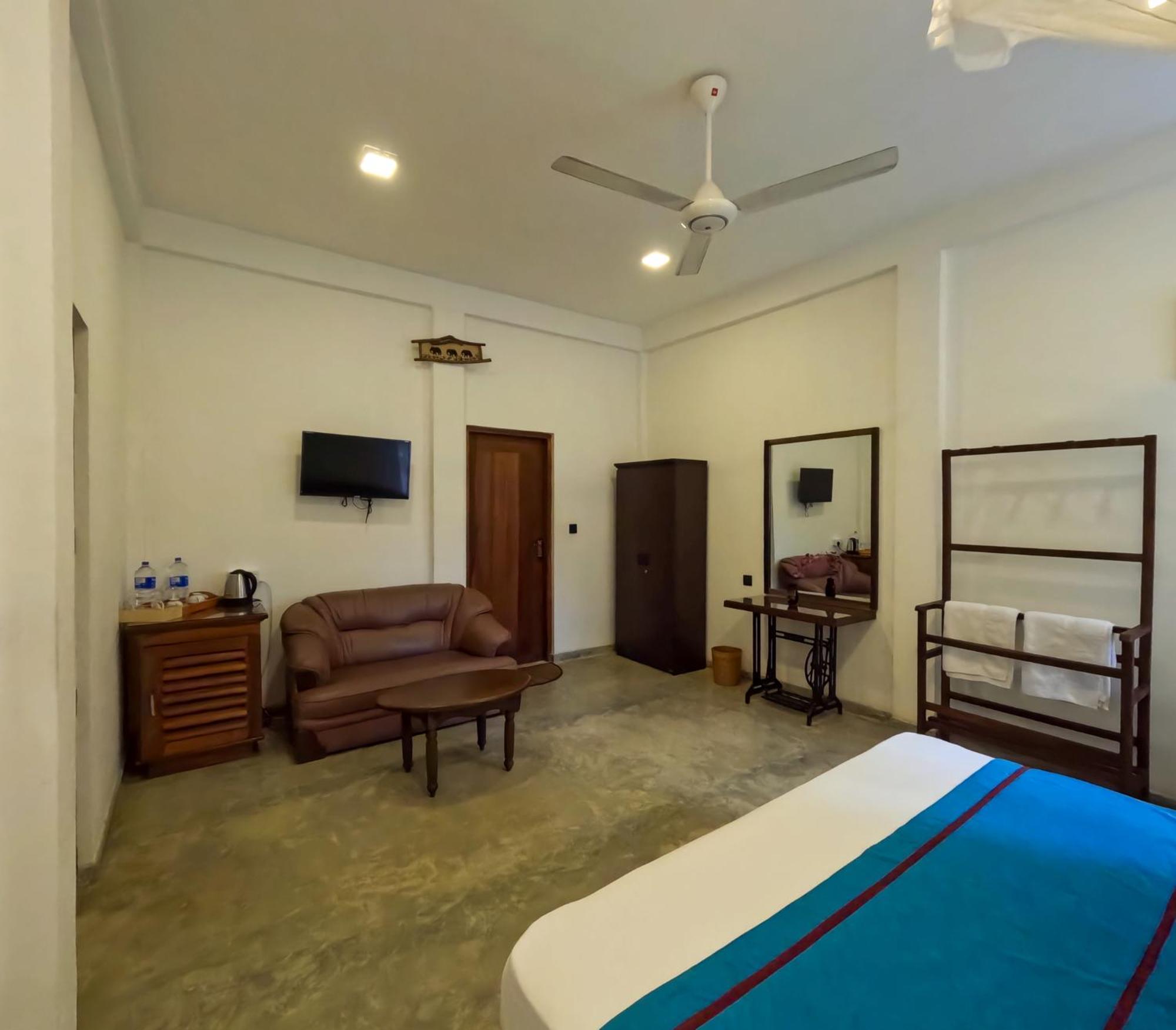 Surfbayvilla Dikwella Εξωτερικό φωτογραφία