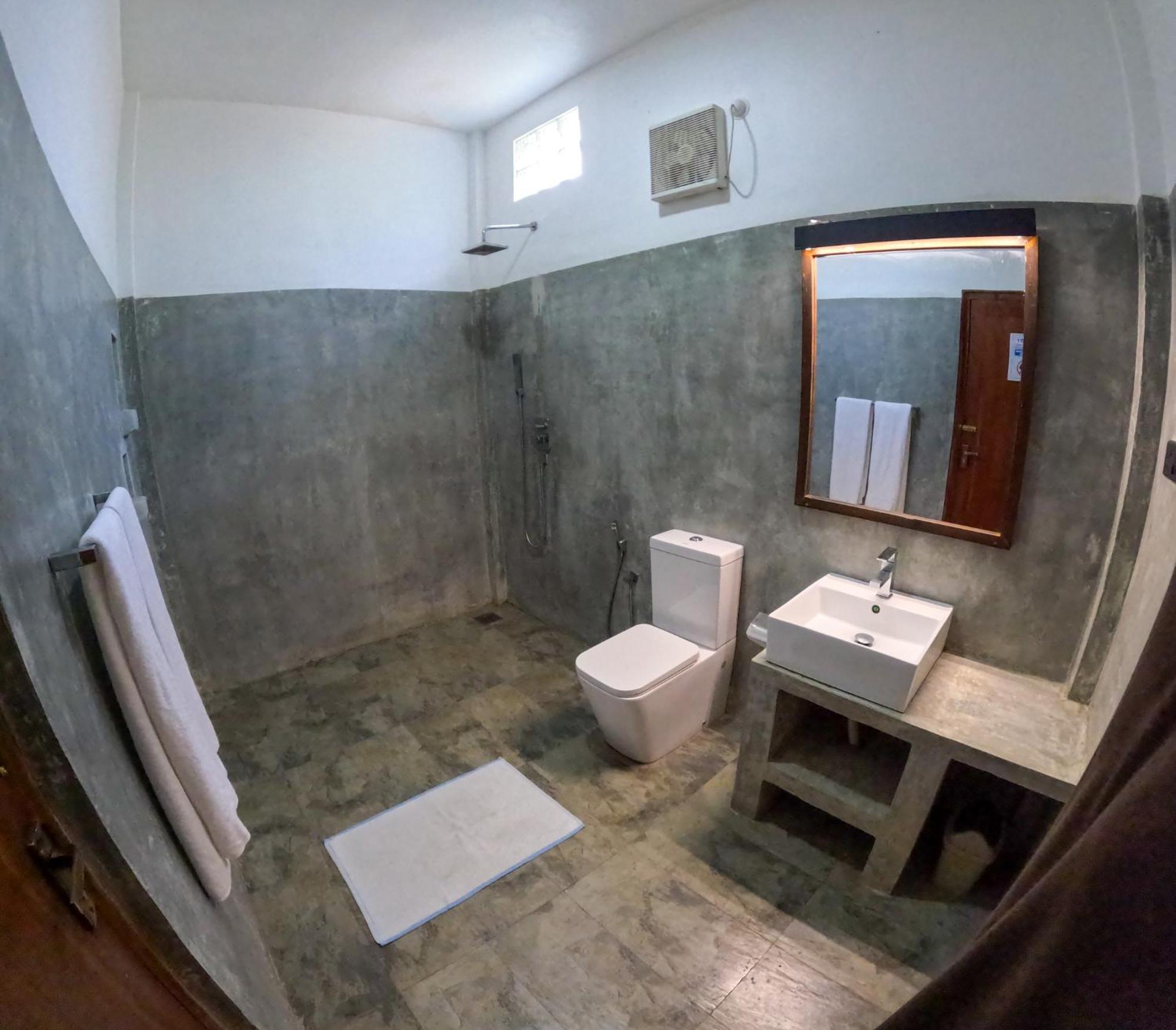 Surfbayvilla Dikwella Εξωτερικό φωτογραφία